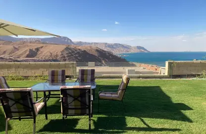 فيلا - 3 غرف نوم - 4 حمامات للبيع في المونت جلاله - العين السخنة - السويس