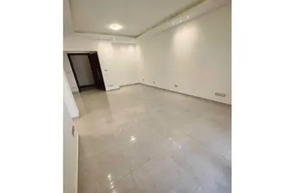 Apartment - 2 Bedrooms - 3 Bathrooms for rent in Westown - Sheikh Zayed Compounds - Sheikh Zayed City - Giza