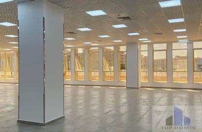 Full Floor - Studio - 3 Bathrooms for rent in Suez Road - New Cairo City - Cairo