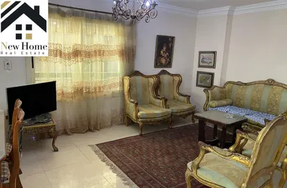 شقة - 3 غرف نوم - 2 حمامات للبيع في شارع الاسراء - المهندسين - الجيزة