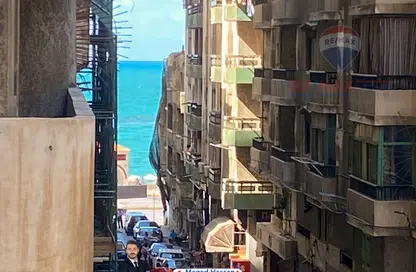 شقة - 3 غرف نوم - 2 حمامات للبيع في شارع مدرسة العصافرة - سيدي بشر - حي اول المنتزة - الاسكندرية