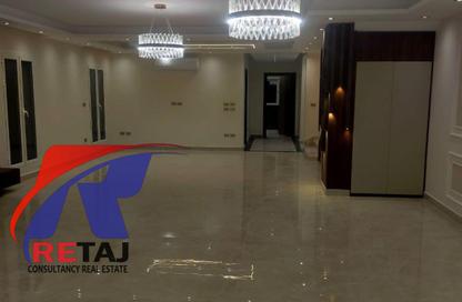 Apartment - 5 Bedrooms - 5 Bathrooms for rent in Mountain View Hyde Park - 5th Settlement Compounds - The 5th Settlement - New Cairo City - Cairo