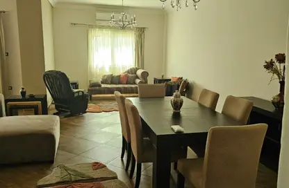 شقة - 3 غرف نوم - 3 حمامات للايجار في المنطقة د - حى جنوب الاكايمية - مدينة القاهرة الجديدة - القاهرة