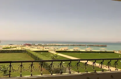 شاليه - غرفة نوم - 2 حمامات للبيع في منتجع لولي بيتش - العين السخنة - السويس