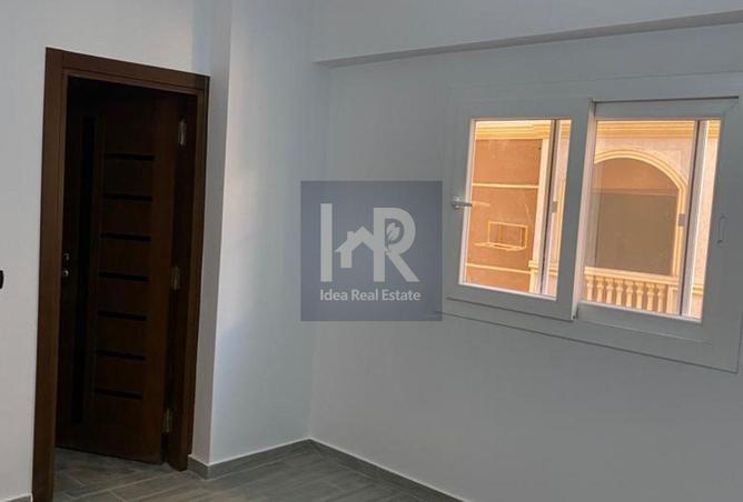 8081363 - Property Image 3