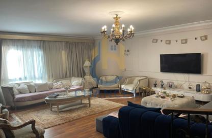 Apartment - 3 Bedrooms - 2 Bathrooms for sale in Street 199 - Degla - Hay El Maadi - Cairo