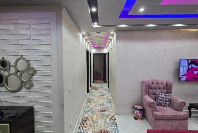 8180702 - Property Image 2