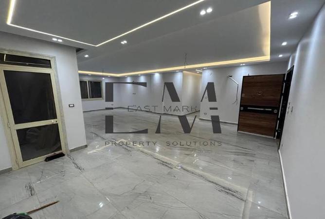 8301178 - Property Main Image