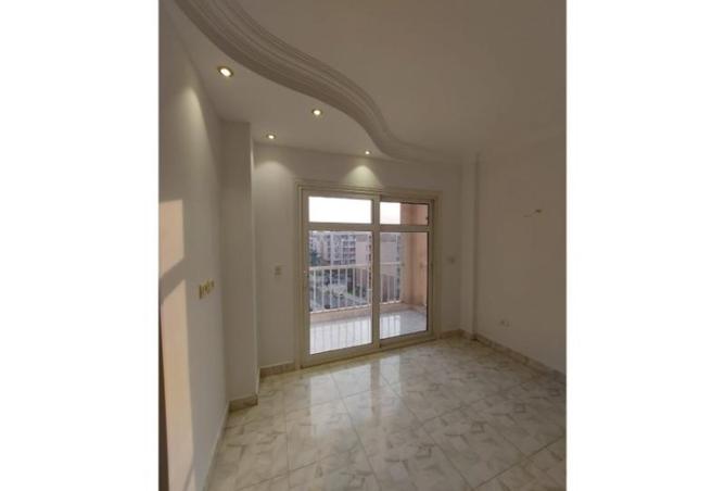 8431885 - Property Image 2