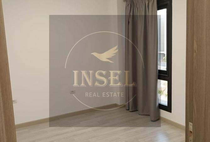 8181006 - Property Image 3