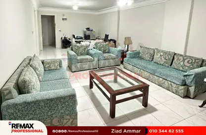 شقة - 3 غرف نوم - 1 حمام للبيع في شارع الملازم سامح - بولكلي - حي شرق - الاسكندرية