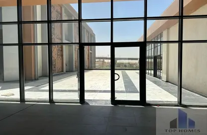 محل تجاري - استوديو - 1 حمام للايجار في كايرو فيستيفال سيتى - المستثمرين الشمالية - مدينة القاهرة الجديدة - القاهرة