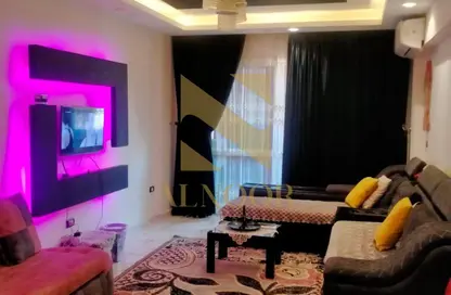 Apartment - 2 Bedrooms - 1 Bathroom for rent in Degla Palms - Al Wahat Road - 6 October City - Giza