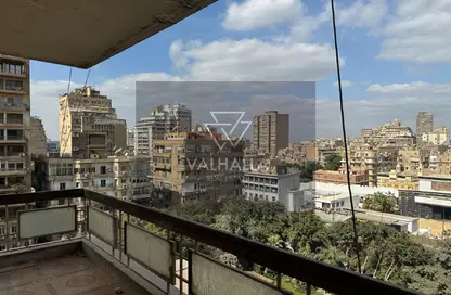 شقة - 3 غرف نوم - 2 حمامات للبيع في شارع الصالح ايوب - الزمالك - القاهرة