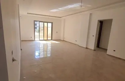 Apartment - 3 Bedrooms - 3 Bathrooms for sale in AlKarma Kay - Sheikh Zayed Compounds - Sheikh Zayed City - Giza