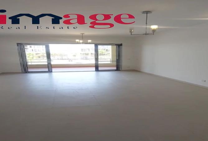 8028408 - Property Image 2