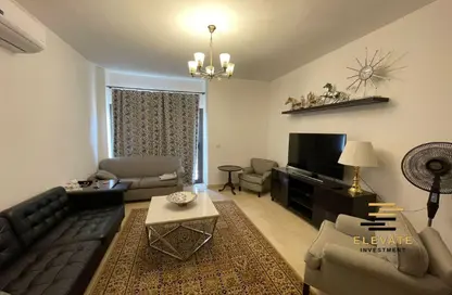 شقة - 3 غرف نوم - 2 حمامات للايجار في فيفث سكوير - التجمع الخامس - مدينة القاهرة الجديدة - القاهرة
