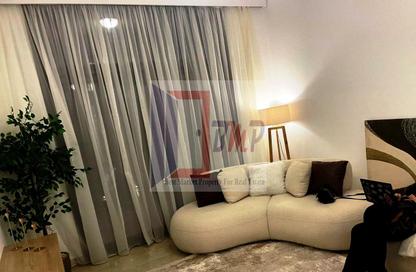 شقة - 3 غرف نوم - 2 حمامات للايجار في فيفث سكوير - التجمع الخامس - مدينة القاهرة الجديدة - القاهرة