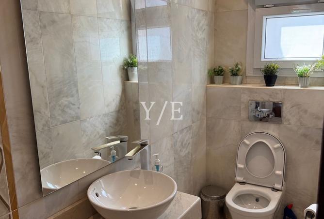 8238777 - Property Image 2