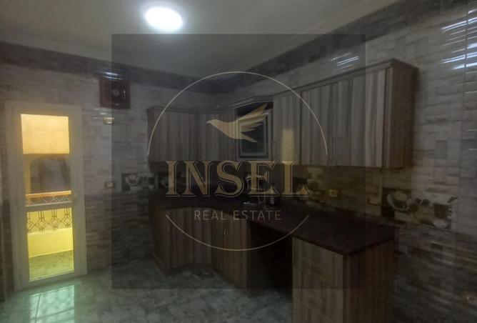 8242914 - Property Image 3