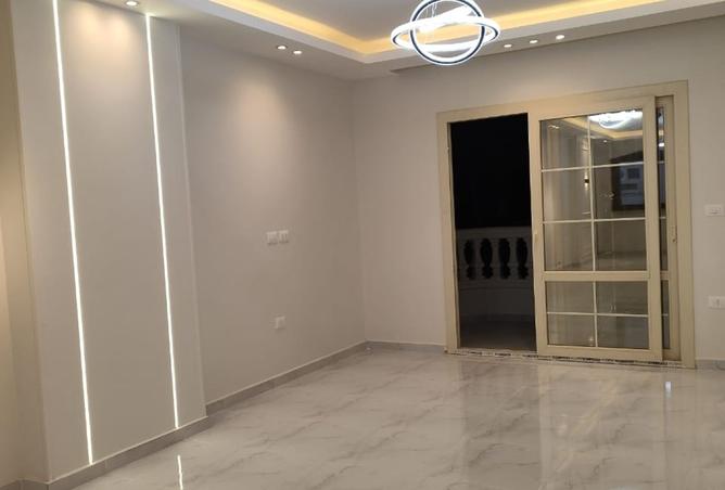 8184120 - Property Image 2