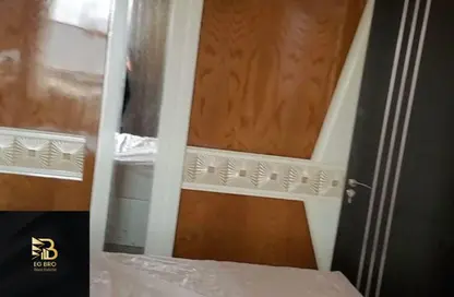 Apartment - 2 Bedrooms - 1 Bathroom for sale in Triumph Square - El Nozha - Cairo