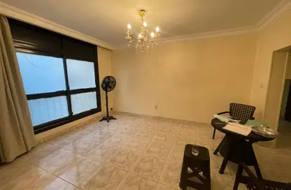 شقة - 2 غرف نوم - 2 حمامات للبيع في شارع كورنيش النيل - المعادي - حي المعادي - القاهرة