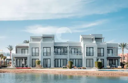 Chalet - 3 Bedrooms - 4 Bathrooms for sale in Swan Lake Gouna - El Gouna - Hurghada - Red Sea