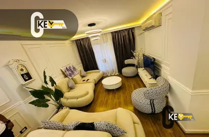 Apartment - 2 Bedrooms - 1 Bathroom for rent in Talaat Mostafa St. - Rehab City Second Phase - Al Rehab - New Cairo City - Cairo