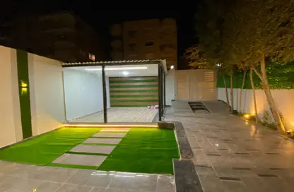 شقة - 4 غرف نوم - 3 حمامات للبيع في البوابة الرابعة - مينا - حدائق الاهرام - الجيزة