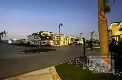 Townhouse - 4 Bedrooms - 4 Bathrooms for sale in Azzar 2 - 5th Settlement Compounds - The 5th Settlement - New Cairo City - Cairo