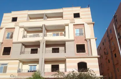 Apartment - 3 Bedrooms - 1 Bathroom for sale in 2nd Neighborhood - 5th Area - Shorouk City - Cairo