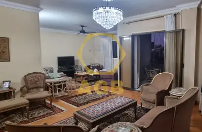 Apartment - 3 Bedrooms - 3 Bathrooms for sale in Mohammed Mahmoud Ezzat St. - El Hegaz Square - El Nozha - Cairo