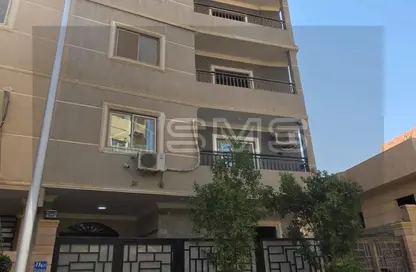 Apartment - 2 Bedrooms - 1 Bathroom for sale in Mohamed Naguib Axis - Abou El Houl - New Cairo City - Cairo
