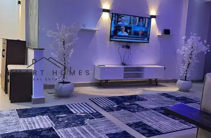 شقة - 3 غرف نوم - 2 حمامات للايجار في المستثمر الصغير - الحي العاشر - الشيخ زايد - الجيزة