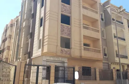 بناية كاملة - 8 غرف نوم - 8 حمامات للبيع في ابو الهول - مدينة القاهرة الجديدة - القاهرة