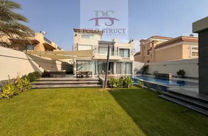 Villa - 6 Bedrooms - 5 Bathrooms for sale in Royal City - Sheikh Zayed Compounds - Sheikh Zayed City - Giza