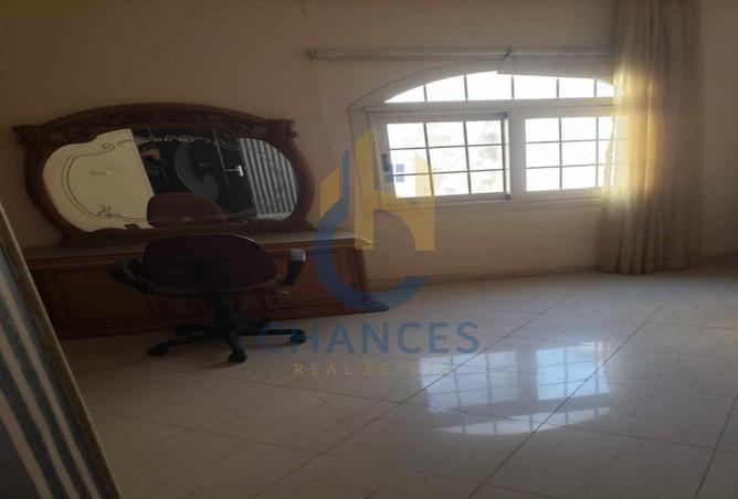 8125616 - Property Image 2