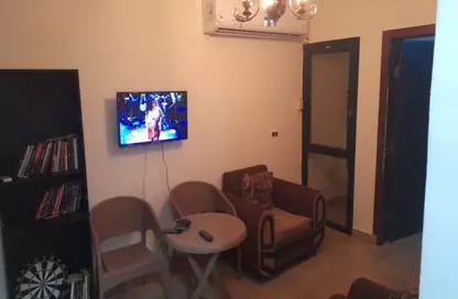 Apartment - 2 Bedrooms - 1 Bathroom for rent in Othman Ibn Affan St. - Izbat Al Haganah - Nasr City - Cairo