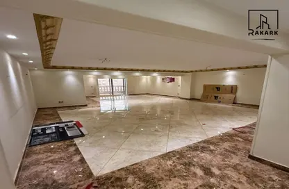 Office Space - Studio - 2 Bathrooms for rent in Taha Hussein St. - El Nozha El Gadida - El Nozha - Cairo