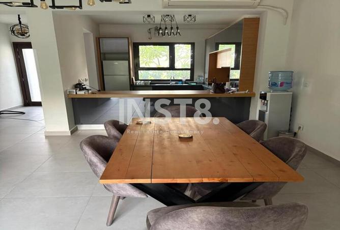 8273386 - Property Image 2