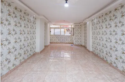 Apartment - 2 Bedrooms - 1 Bathroom for sale in Al Soyoof St. - Seyouf - Hay Awal El Montazah - Alexandria Apartment - 2 Bedrooms - 1 Bathroom for sale in Al Soyoof St. - Seyouf - Hay Awal El Montazah - Alexandria