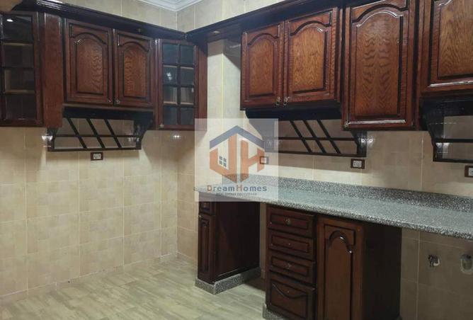 8030521 - Property Image 3