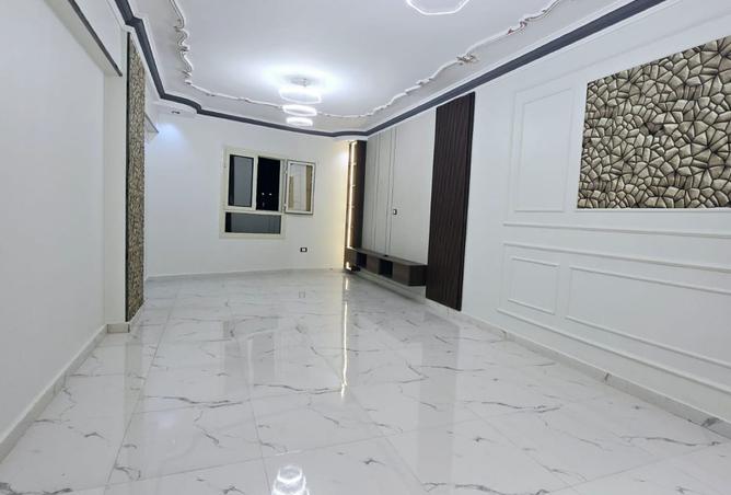 7922909 - Property Image 3