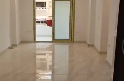 Apartment - 3 Bedrooms - 2 Bathrooms for sale in 8th Zone - Nasr City - Cairo