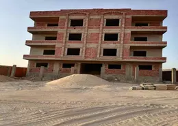 شقة - 3 غرف نوم - 3 حمامات للبيع في طريق بلبيس - خط 10 - الحي الثالث - مدينة العبور - القليوبية