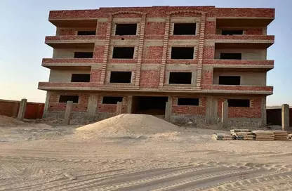 شقة - 3 غرف نوم - 3 حمامات للبيع في طريق بلبيس - خط 10 - الحي الثالث - مدينة العبور - القليوبية