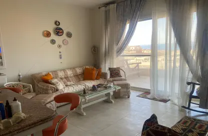 شاليه - 2 غرف نوم - 1 حمام للبيع في ذا جروف - العين السخنة - السويس