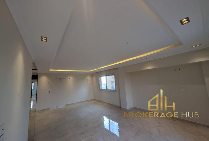 8124445 - Property Image 2