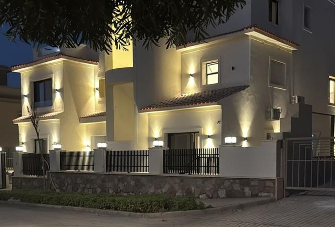 8552121 - Property Image 2